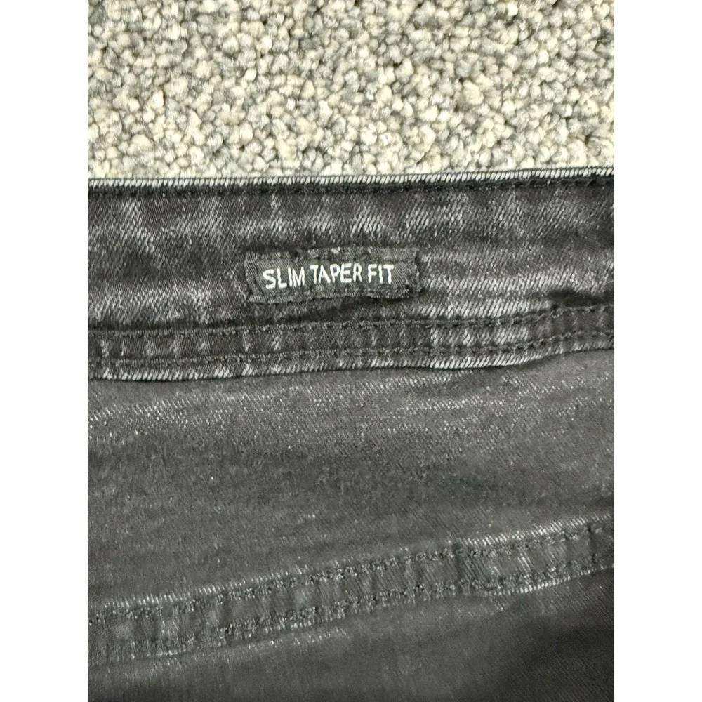Switch Remarkable Men's Black Distressed Jeans Paint Splatter 40x32